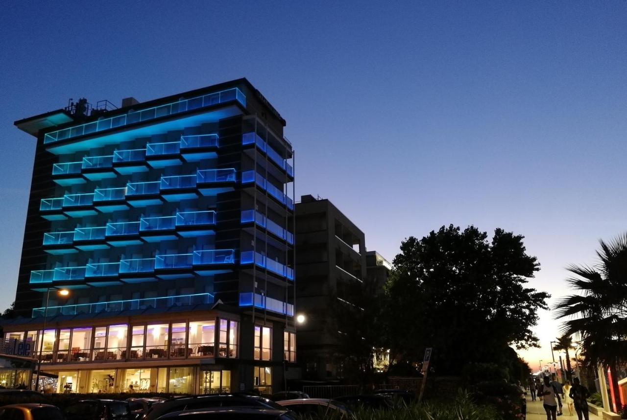 Hotel Diplomatic Riccione Exterior foto